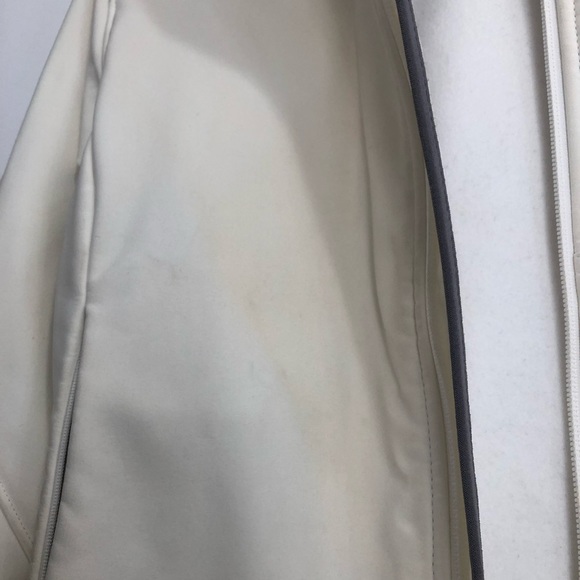 The North Face - Waterproof Jacket - Picture 4 of 6